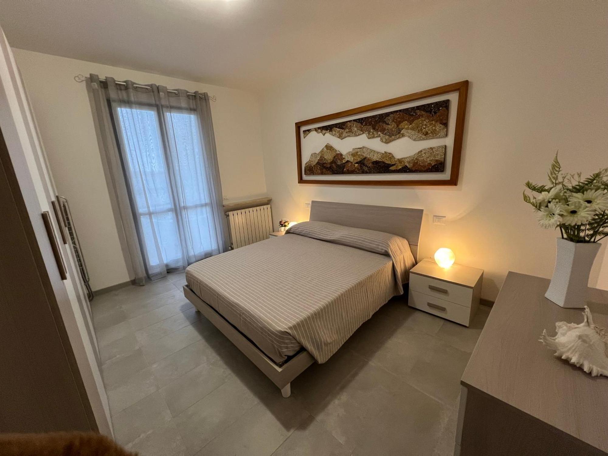 La Vela Lägenhet Sirmione Exteriör bild
