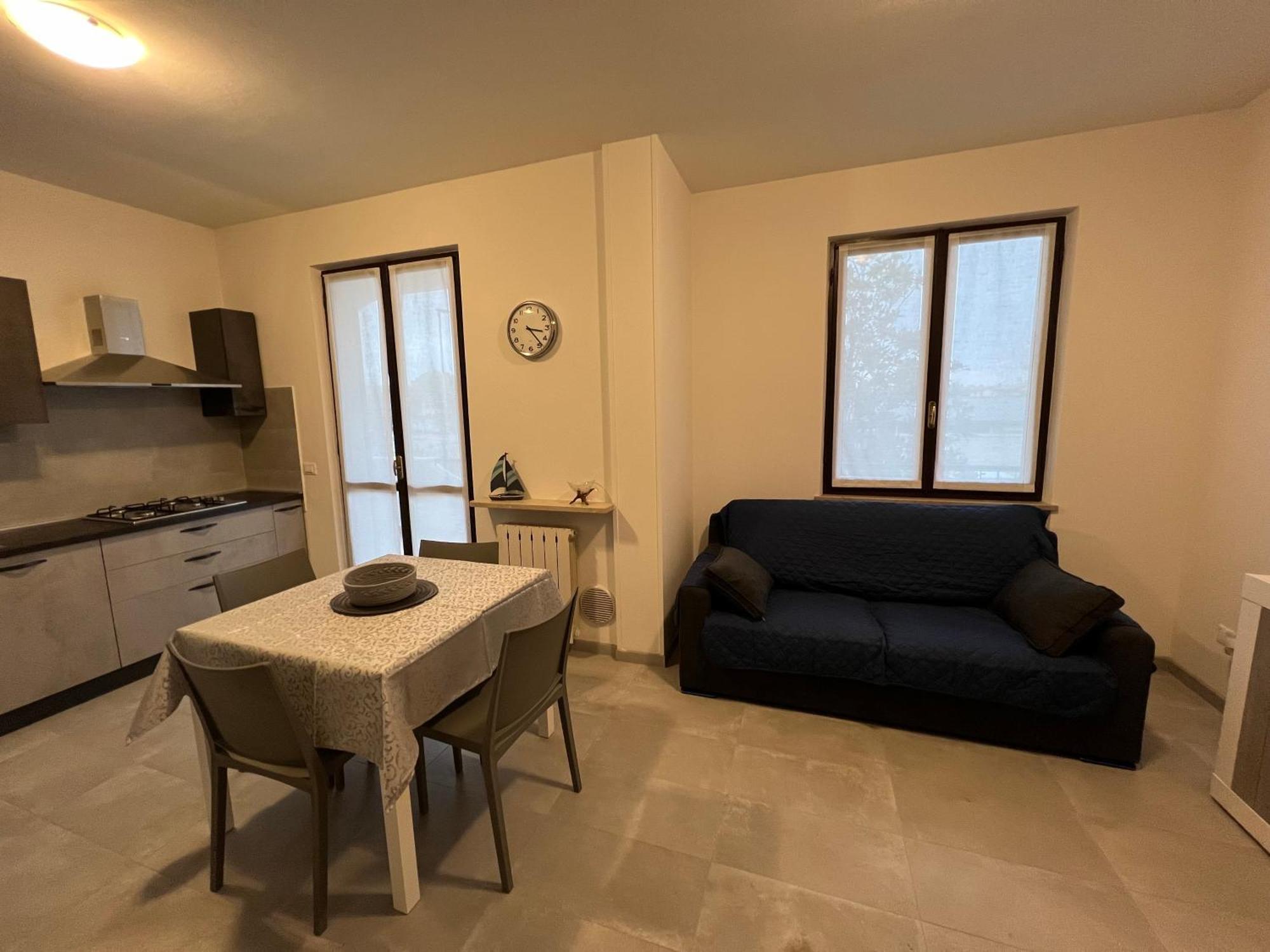 La Vela Lägenhet Sirmione Exteriör bild
